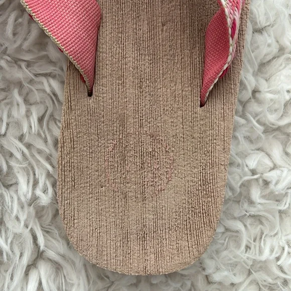 SO Pink and Tan Women's Flip Flops Beach Ocean Chic Surf Style - Picture 6 of 9